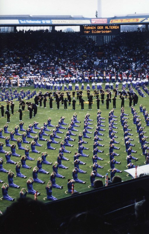 tl_files/inhalte/allgemein/galerien/chronik/1998-4 Deutsches Turnfest Muenchen.JPG